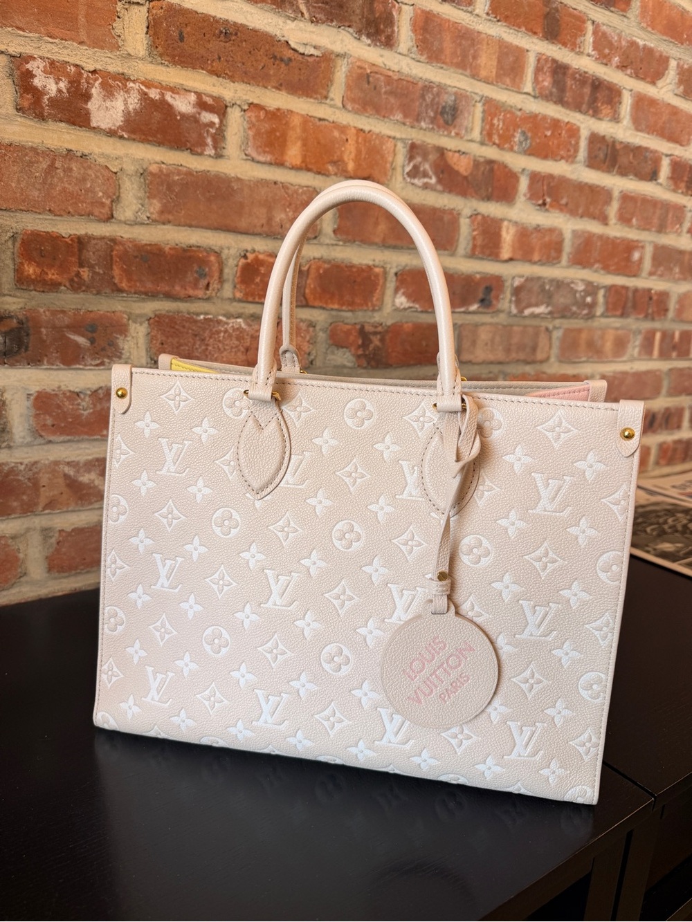 Louis Vuitton OnTheGo MM Limited Edition Spring In The City